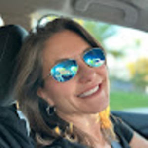 Meet your Posher, Carolyn